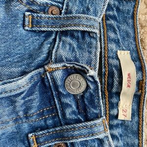 Levi’s Wedgie Jeans